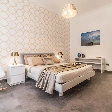 Sirhouse - Boutique In Ortigia Apartment *